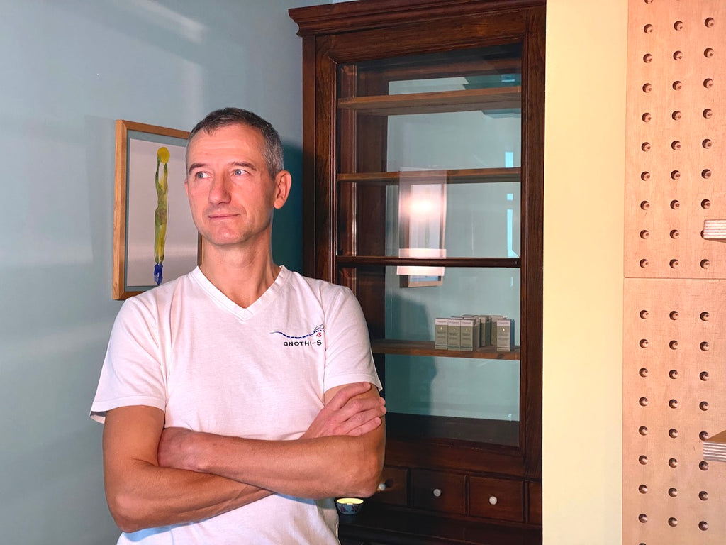 Damjan Kumer je maser v salonu telo.si